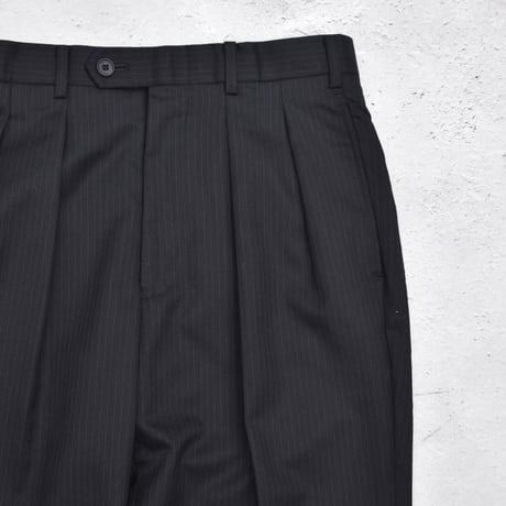 Burberry Black Label Pleated Slacks