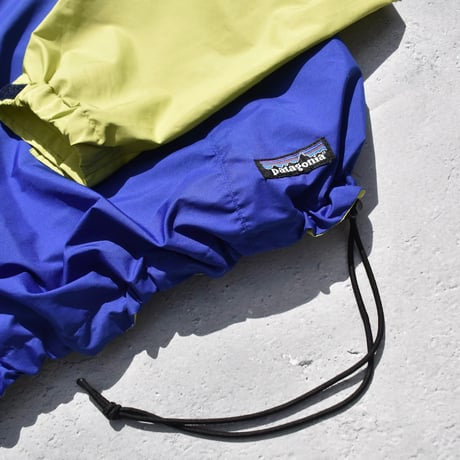 00's Patagonia Essenshell Pullover