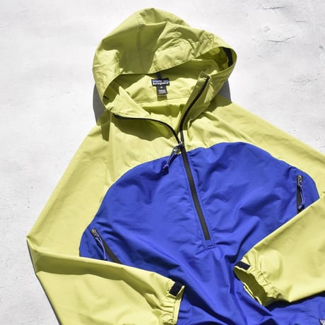 00's Patagonia Essenshell Pullover