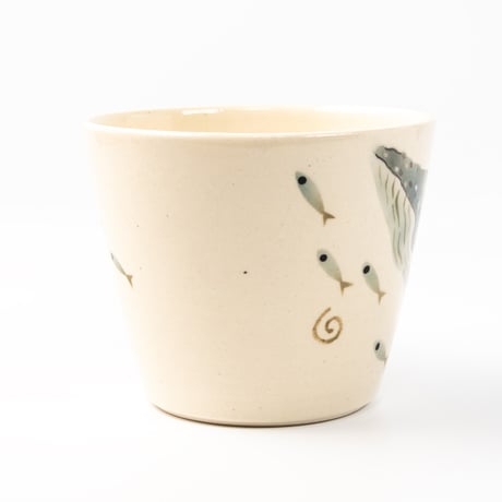 笠間焼 陶工房＜雲＞ クジラ マグカップ / Cloud Whale Mug