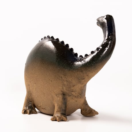 【恐竜図鑑 No.03】ディプロドクスの花入れ（Diplodocus Dinosaur Ceramic Vase）｜陶芸家 はらかおり