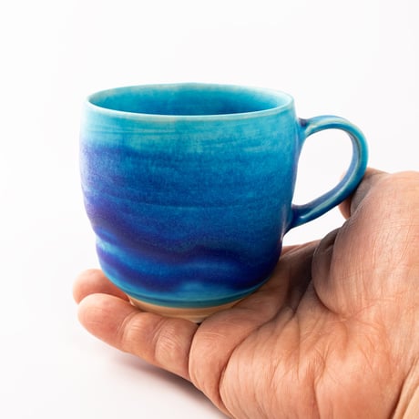 安曇野｜トルコ青マグカップ【樽型】｜グラデーション｜本間友幸 / Azumino Turquoise Blue Barrel Mug