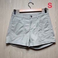 D856 ザノースフェイス　ショートパンツ