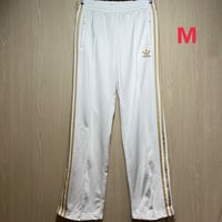 D921 アディダスオリジナルス　トラックパンツ