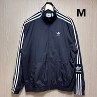 T1101 アディダスオリジナルス　ナイロンジャケット