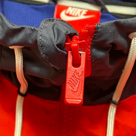 D876 NIKE ナイロンジャケット