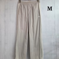 Y1130　アディダスオリジナルス　トラックパンツ