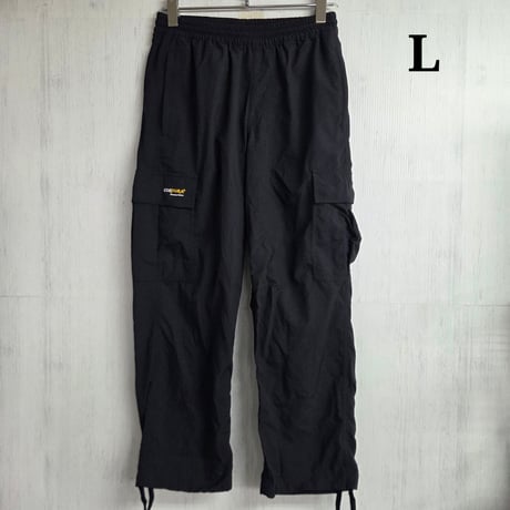Y1063 アディダスオリジナルス　カーゴパンツ