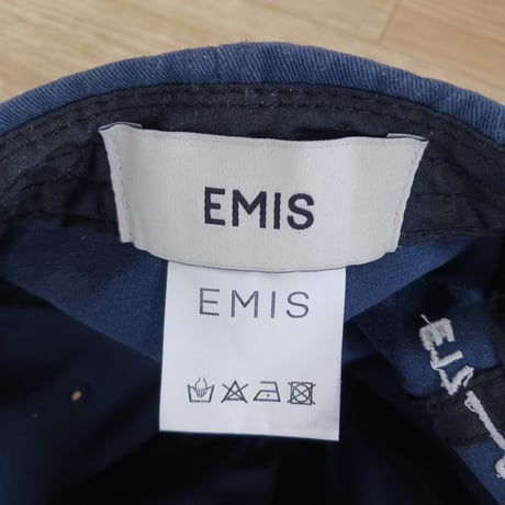 F905 emis キャップ
