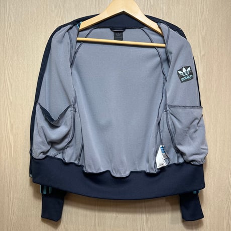 D888 アディダスオリジナルス　トラックジャケット