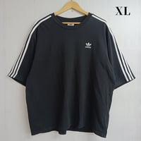 F840 アディダスオリジナルス　Tシャツ