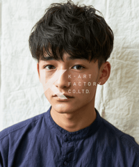 厚め前髪ナチュラルマッシュの黒髪メンズヘア