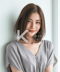 ストレートボブの上品ナチュラルヘア