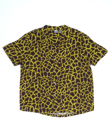 Giraffe Print Short-Sleeved Rayon Shirt