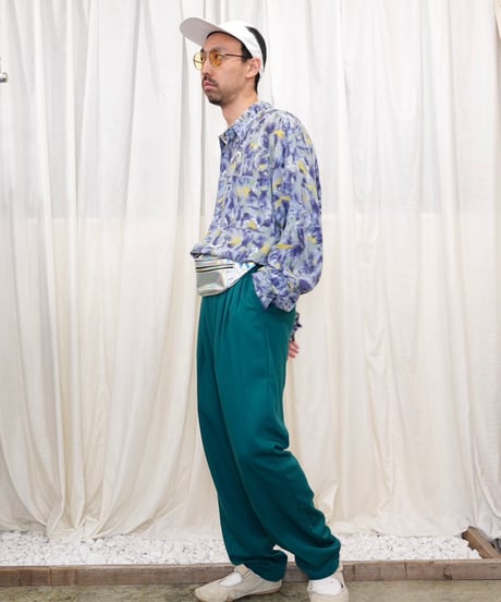 90s Oil Painted Abstract Rayon Shirt / size L