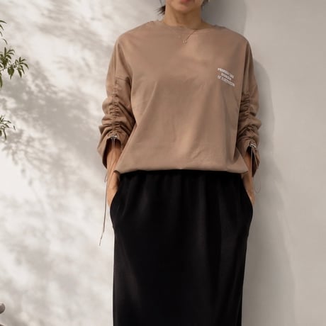 袖シャーリングデザインTシャツ