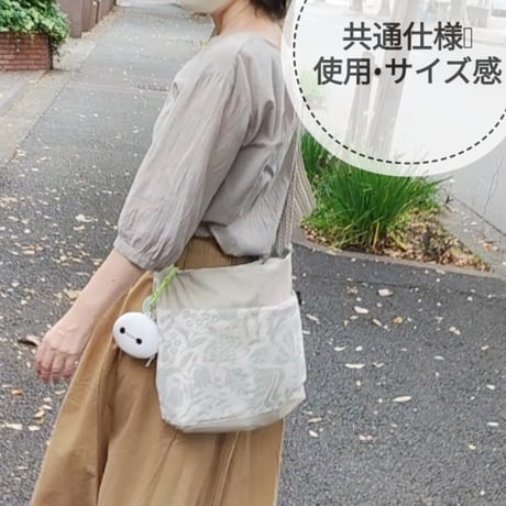 水筒が縦に入る！☆大きいバッグは持ちたくないけど荷物も入れたくて～☆スクエアバッグSS01桃色ほっぺカカポ☆肩掛け・斜め掛け2way