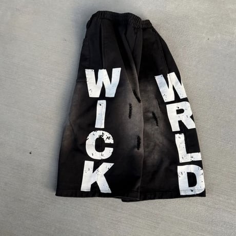 WICK SWEAT SHORTS (BLACK N WHITE)