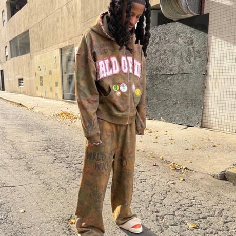 WORLD PEACE ZIP-UP