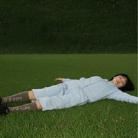 早退しない。スウェットパンツ（水色）