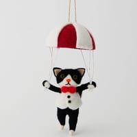 ウールフェルトオーナメント　キャット　パラシュート／ORNAMENT WOOL FELT CAT PARACHUTE