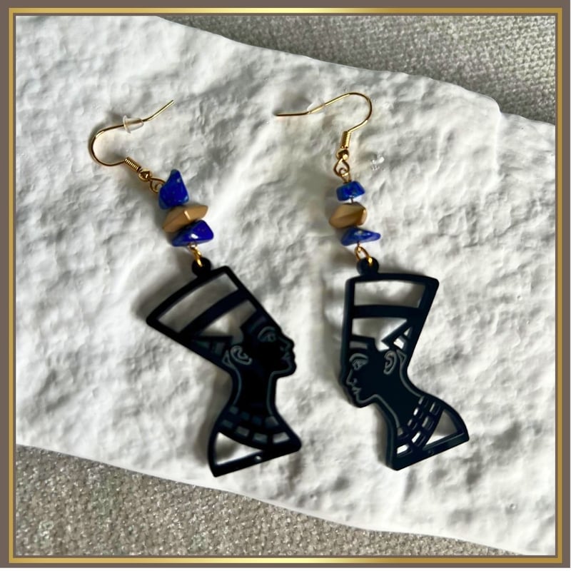 古代エジプト】ネフェルティティ ピアス ラピス M | Zay el Assal