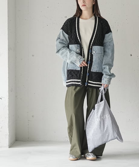 ロゴ刺繍トートバッグ