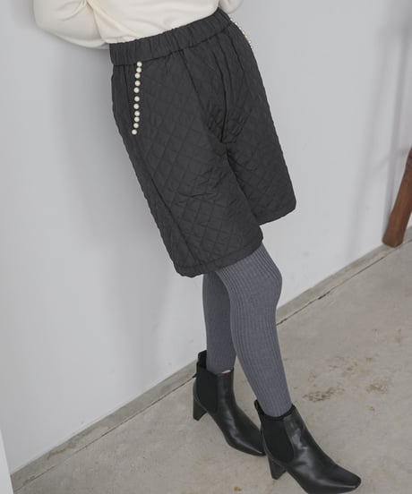 パール使い中綿キルティングハーフパンツ