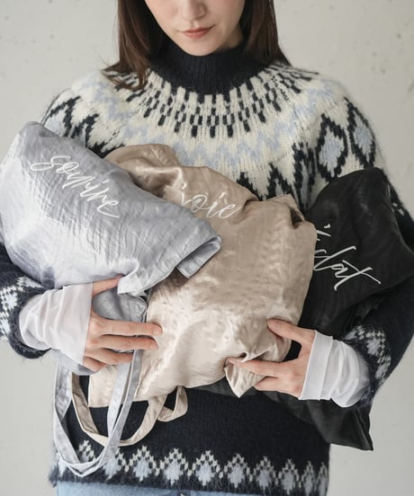ロゴ刺繍トートバッグ