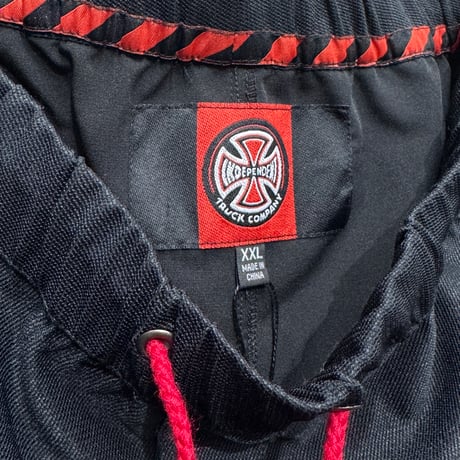 INDEPENDENT / IRON CROSS SHORTS(XXL)