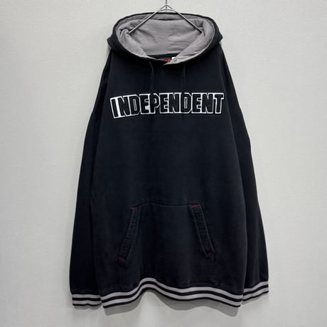 INDEPENDENT(90s) / SNAP BUTTON NECK IRON CROSS HOODIE