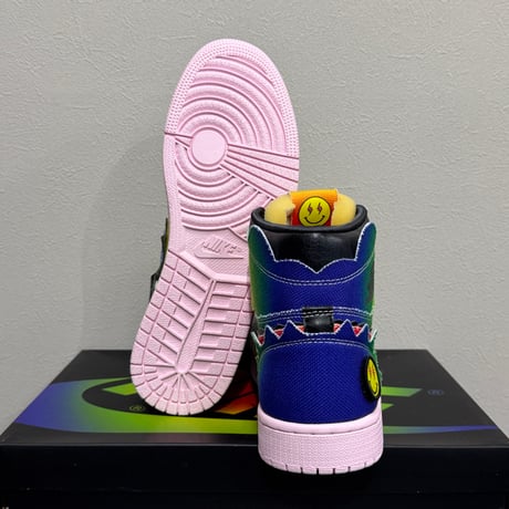 J BALVIN × NIKE / AIR JORDAN 1 RETRO HIGH OG(9H)