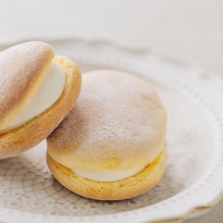 【SWISS洋菓子店・Aセット】　リキュールマロンと極上チーズスイーツセット