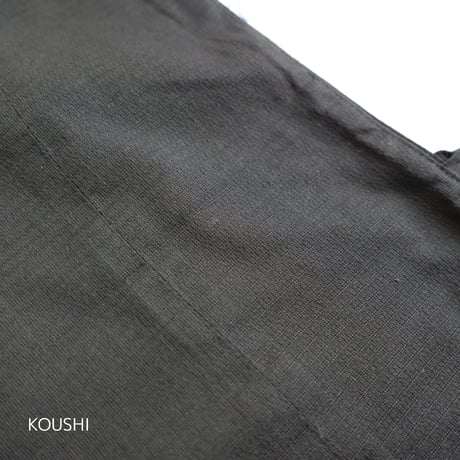 canvas ribbon vest < black >