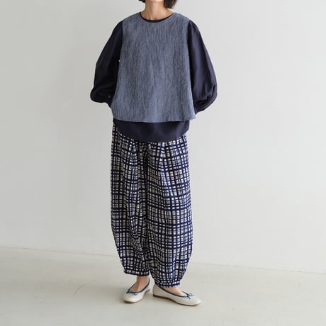 チェック柄サルエルパンツ