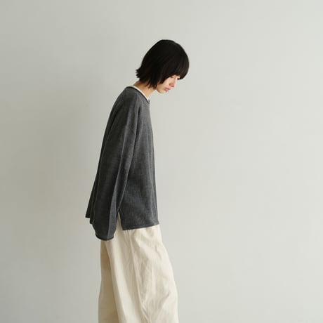 ウール透かし編みプルオーバー