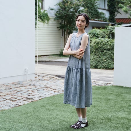 リネン フラワープリント ノースリーブワンピース