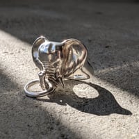 Tiffany & Co. Elephant Door Knocker Ring