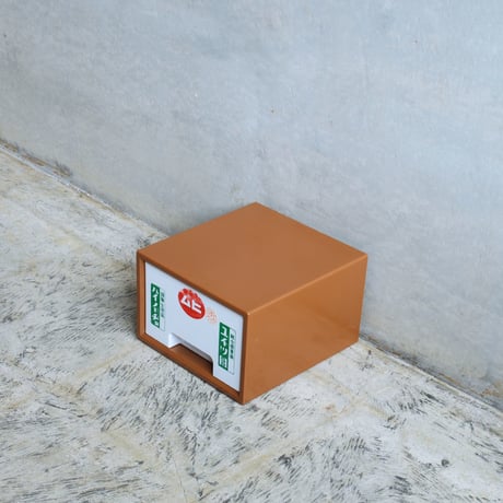 ムヒ　プラスチック薬箱　(100A)