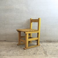 kids chair (160B)