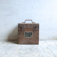 横須賀海軍工廠 三號蓄電池木箱　(100A)