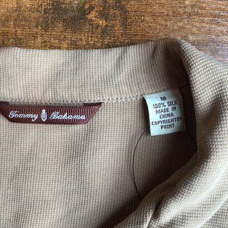 絹100%【Tommy Bahama】 トミーバハマ フラミンゴ刺繍 シルク オープンカラーシャツ ベージュ M（L〜XL相当）アロハシャツ 開襟