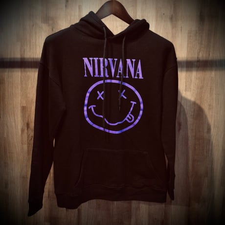 【NIRVANA】ニルヴァーナ スマイル バックプリント スウェットパーカー ブラック×パープル ロックパーカー バンドパーカー 古着