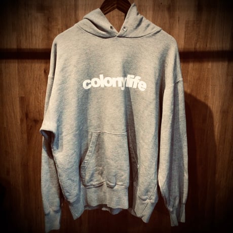 【GLIMMER】 colonylife プリント スウェットパーカー L グレー