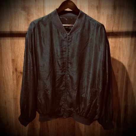 【TULLIANO】 100% シルクジャケット 背面刺繍 ニューヨーク ビッグシルエット ブルゾン ブラック 黒 XL