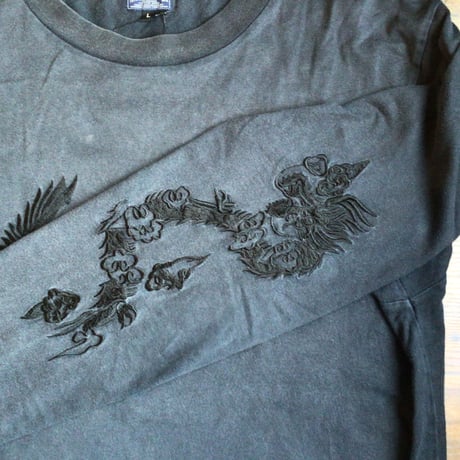 【東洋エンタープライズ】 長袖カットソー L スーベニア 鷹 虎 龍 刺繍 ブラック ロングＴシャツ