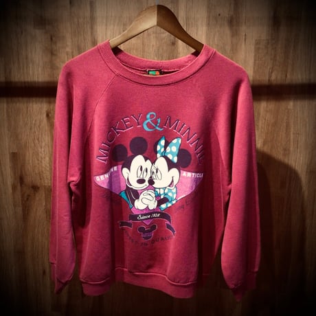 【MICKEY UNLIMITED（JERRY LEIGH） 】 USA製 ミッキー＆ミニー スウェットトレーナー マゼンタピンク ディズニー