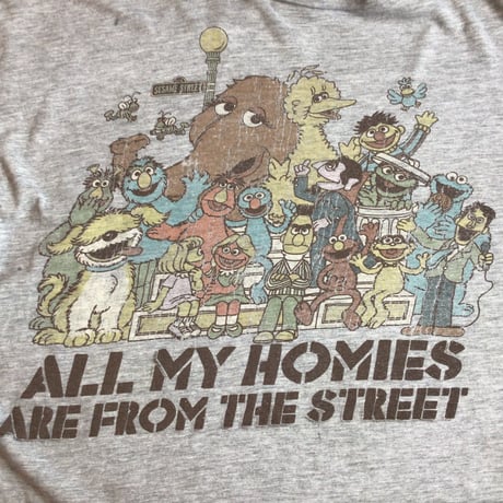 【セサミストリート】 キャラクター集合プリント Tシャツ 霜降りグレー エルモ ビッグバード エルモ クッキーモンスター L