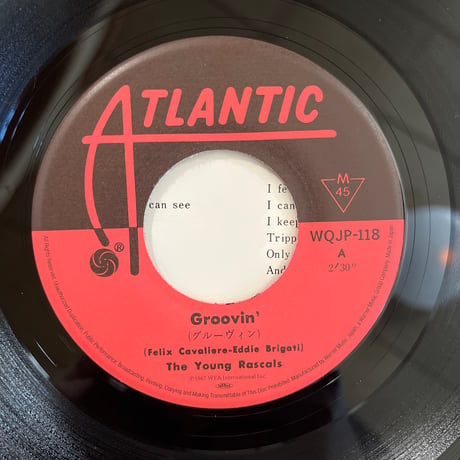 THE YOUNG RASCALS / GROOVIN'