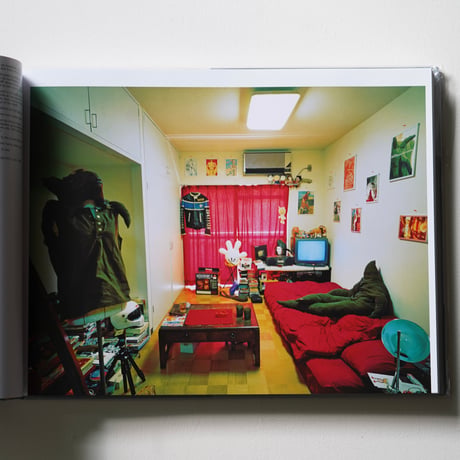HAPPY VICTIMS｜都築響一 Kyoichi Tsuzuki